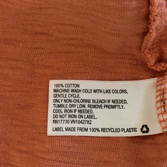 🚨🎉SOLD ELSEWHERE!🎉🚨T-Shirt Dress - Picture 5 of 5